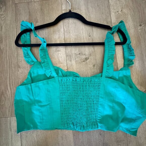 Express Green Ruffle Strap Crop Top – Size XL - Picture 3 of 6